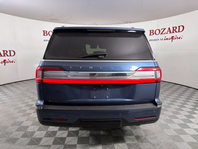 Used 2018 Lincoln Navigator Reserve w/ Technology Package AWD/4WD image 9