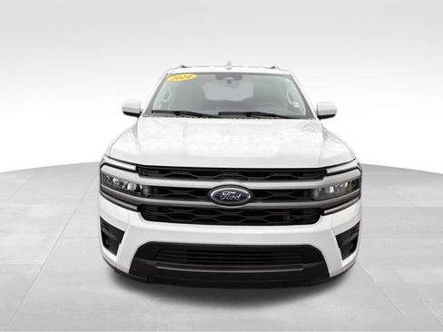 Used 2024 Ford Expedition XLT AWD/4WD image 7