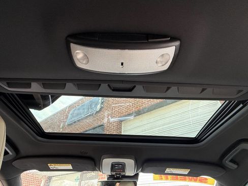 Used 2015 Volvo S60 T6 image 27