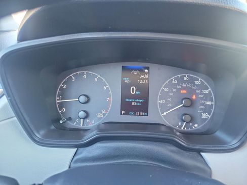 Certified 2024 Toyota Corolla Cross L image 32