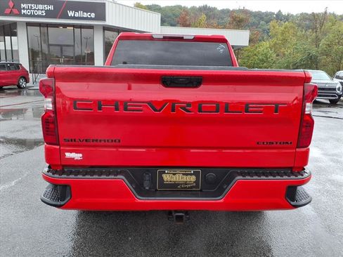 Used 2024 Chevrolet Silverado 1500 Custom w/ Turbomax Blackout Package image 17