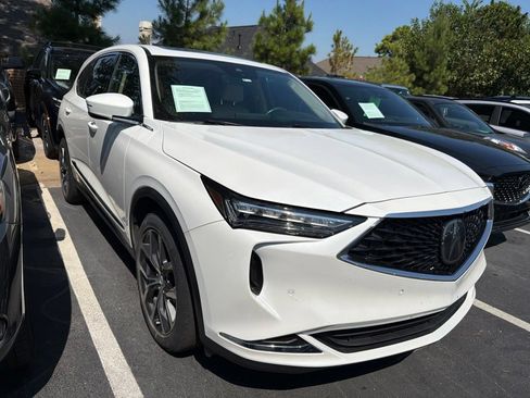 Used 2022 Acura MDX SH-AWD w/ Technology Package image 2