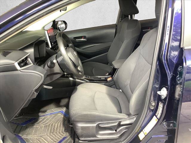 Used 2020 Toyota Corolla LE FWD image 17