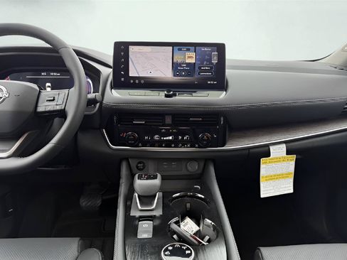 New 2026 Nissan Rogue Platinum w/ Platinum Premium Package AWD/4WD image 34
