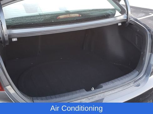 Used 2022 Kia Forte LXS image 8