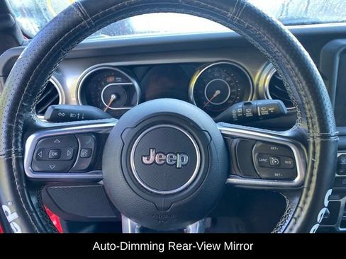 Used 2020 Jeep Wrangler Unlimited Sahara AWD/4WD image 16