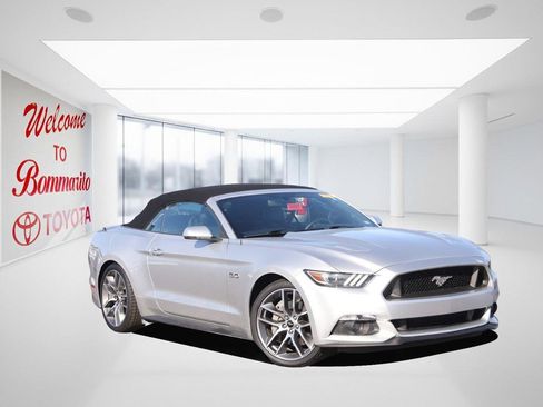 Used 2015 Ford Mustang GT Premium image 2