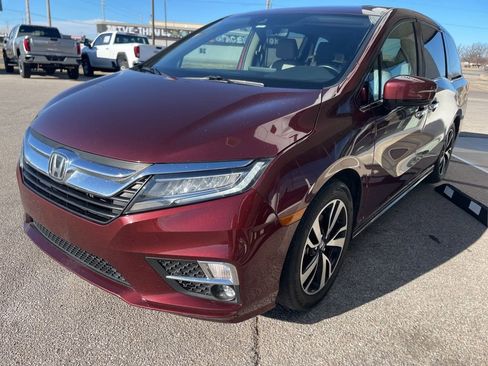 Used 2018 Honda Odyssey Elite image 6