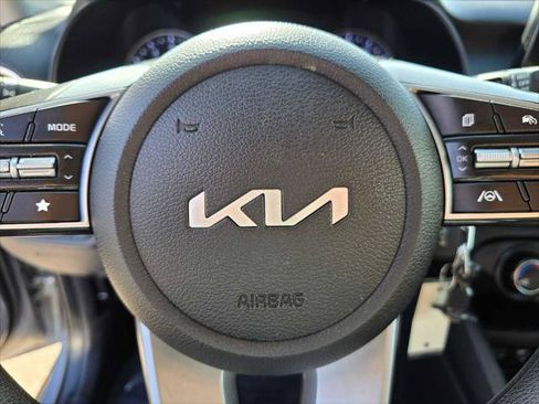 Used 2024 Kia Forte LXS FWD image 23
