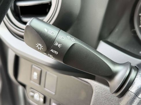 Used 2023 Toyota Tacoma SR AWD/4WD image 16