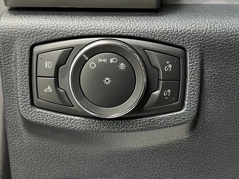 Used 2022 Ford F350 Lariat w/ Lariat Value Package AWD/4WD image 33