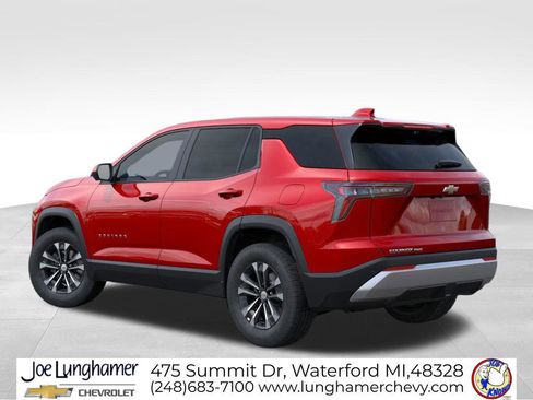 New 2026 Chevrolet Equinox LT image 3