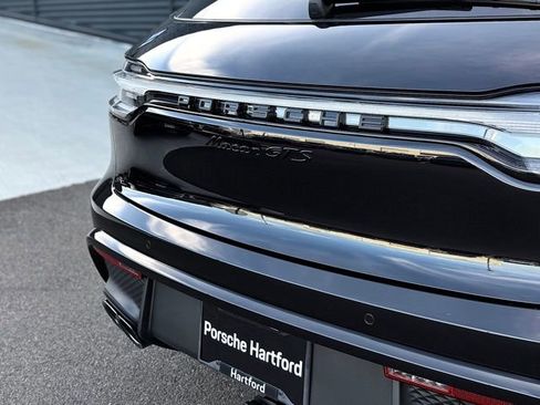 New 2026 Porsche Macan GTS AWD/4WD image 38