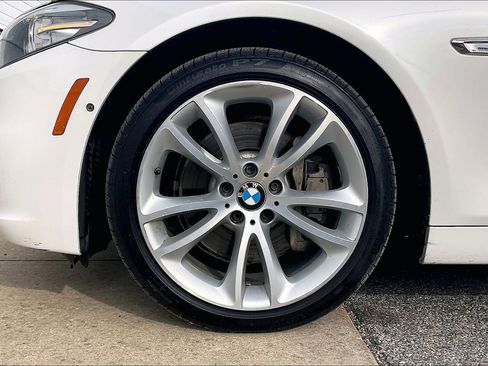 Used 2015 BMW 535i Sedan image 11