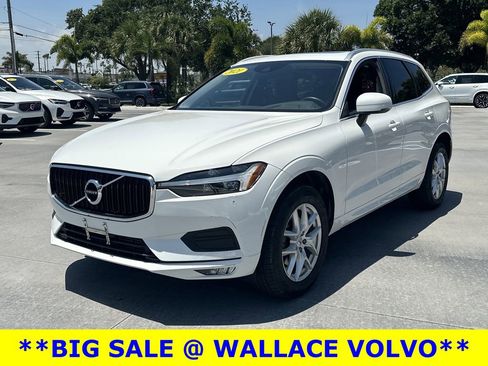 Used 2021 Volvo XC60 T5 Momentum w/ Climate Package AWD/4WD image 3