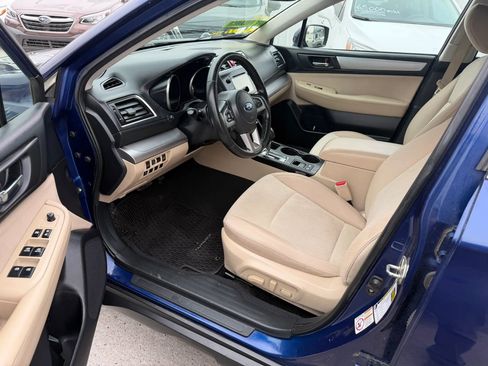Used 2015 Subaru Outback 2.5i Premium AWD/4WD image 8