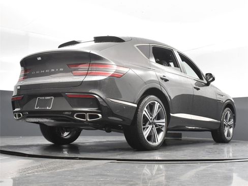 Used 2025 Genesis GV80 3.5T e-SC image 14