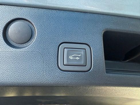 New 2026 Chevrolet Equinox ACTIV w/ Convenience Package III FWD image 52