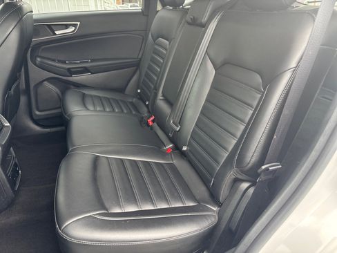 Used 2019 Ford Edge SEL w/ Equipment Group 201A AWD/4WD image 14