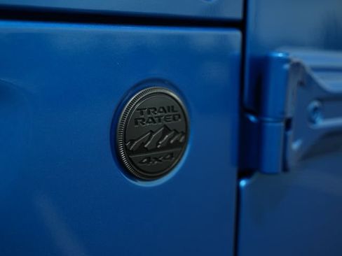New 2026 Jeep Wrangler Unlimited Sahara AWD/4WD image 36