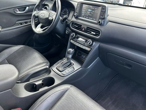 Used 2021 Hyundai Kona Limited w/ Cargo Package image 16