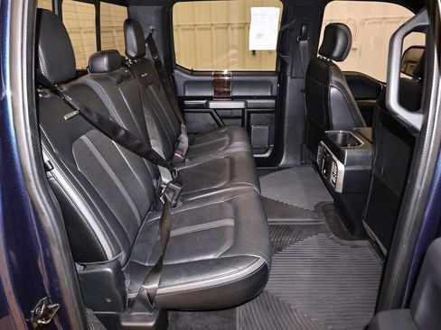 Used 2016 Ford F150 Platinum w/ Equipment Group 701A Luxury AWD/4WD image 19