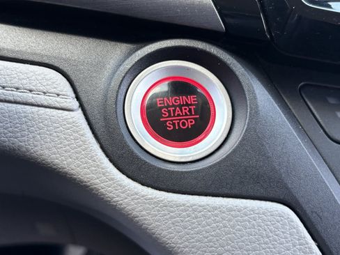 Certified 2024 Honda Odyssey EX image 28