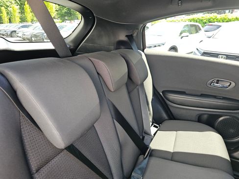 Used 2021 Honda HR-V Sport image 12
