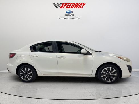 Used 2011 MAZDA MAZDA3 i Sport FWD image 4