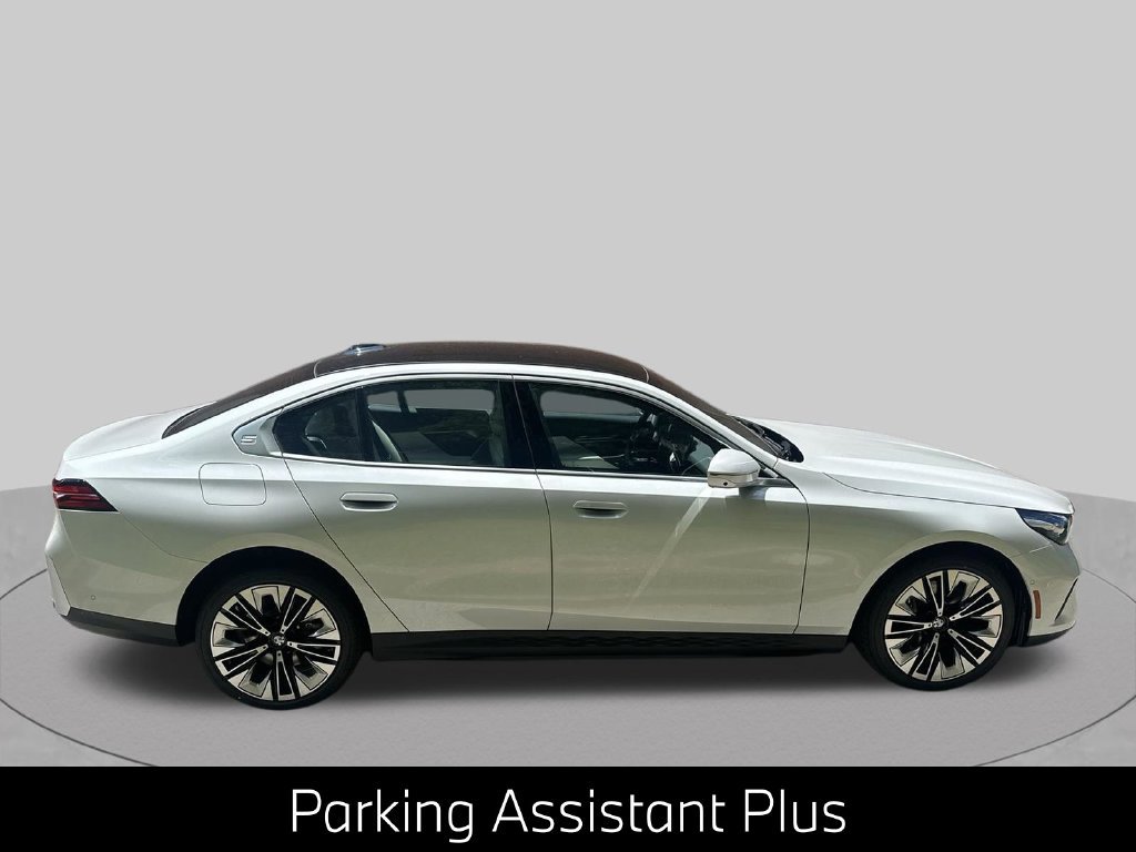 Certified 2026 BMW i5 eDrive40 w/ Premium Package AWD/4WD image 11