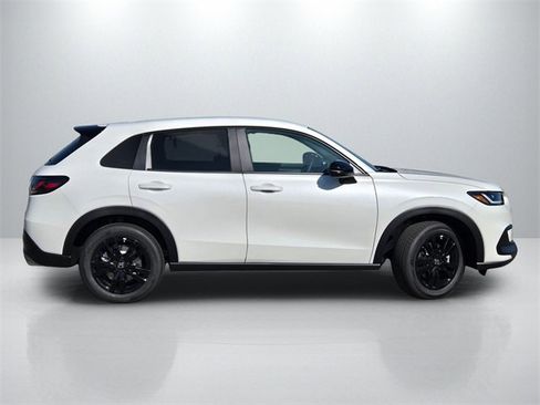 New 2026 Honda HR-V Sport image 3