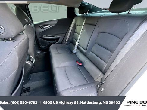 Used 2020 Chevrolet Malibu LT image 19