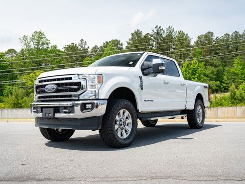Used 2020 Ford F250 Lariat w/ Chrome Package AWD/4WD image 3