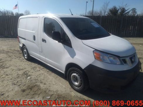 Used 2017 Nissan NV200 S w/ Cruise Control Package image 1