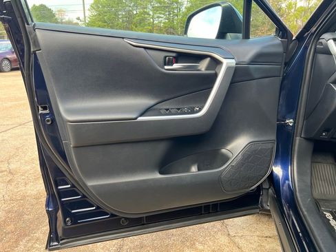 Certified 2019 Toyota RAV4 XSE image 11