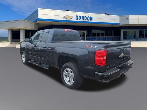 Used 2019 Chevrolet Silverado 1500 LT w/ All Star Edition AWD/4WD image 3