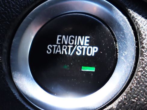 Used 2020 Chevrolet Equinox LS FWD image 51