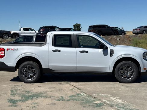 New 2026 Ford Maverick XLT w/ XLT Luxury Package AWD/4WD image 4