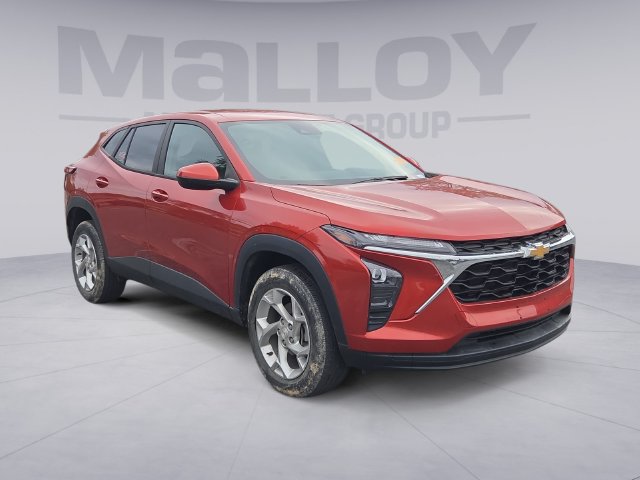 Used 2024 Chevrolet Trax LS w/ LS Convenience Package FWD image 7