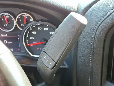 Used 2021 Chevrolet Silverado 1500 RST image 22