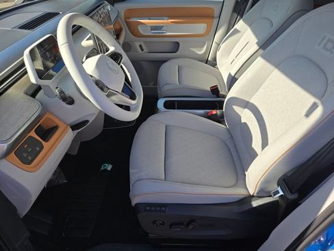 New 2025 Volkswagen ID. Buzz 1st Edition AWD/4WD image 6