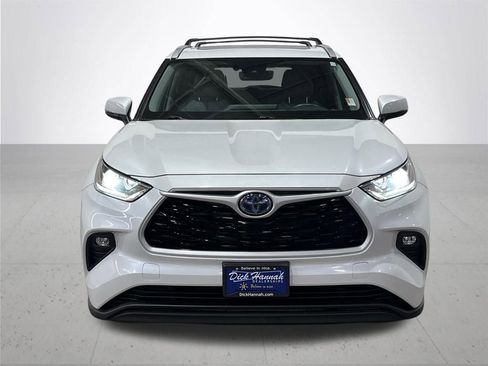 Used 2023 Toyota Highlander Bronze Edition image 4