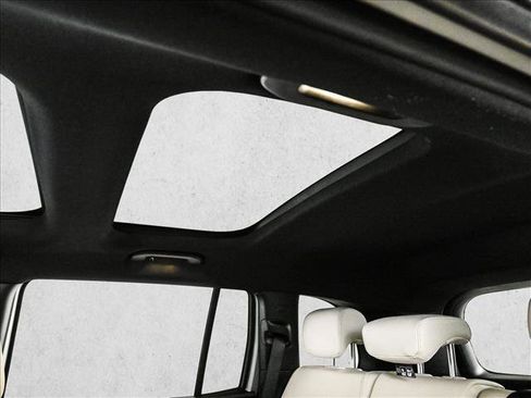 New 2026 Mercedes-Benz GLB 250 4MATIC image 21