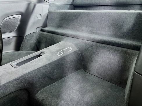 Certified 2018 Porsche 911 GT3 w/ Sport Chrono Package image 19