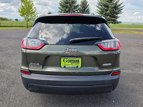 Used 2019 Jeep Cherokee Latitude w/ Popular Appearance Group AWD/4WD image 6