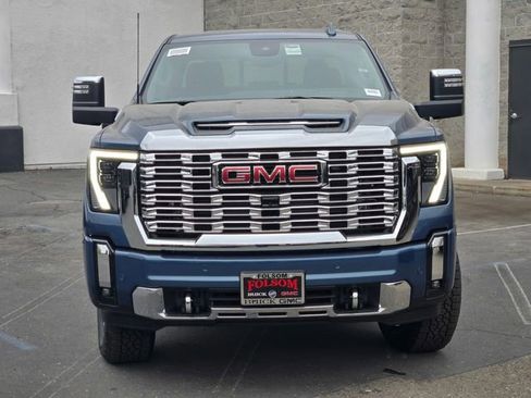 New 2026 GMC Sierra 3500 Denali w/ Denali Reserve Package AWD/4WD image 2