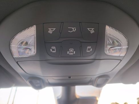 New 2026 Chrysler Pacifica Limited w/ S Appearance Package image 24