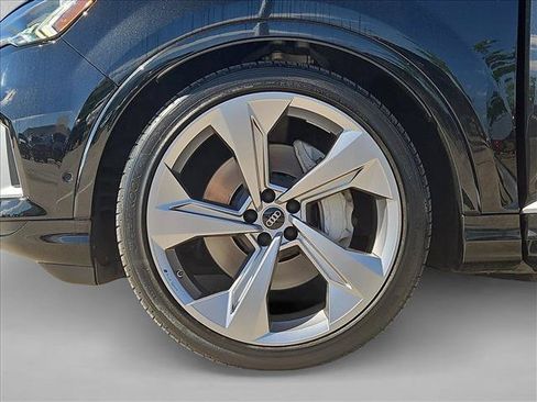 Used 2022 Audi Q7 3.0T Prestige w/ Prestige Package AWD/4WD image 24