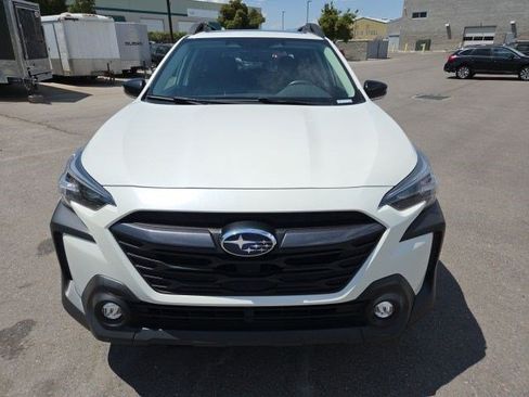 Used 2023 Subaru Outback Premium AWD/4WD image 9
