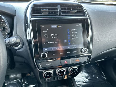 Used 2024 Mitsubishi Outlander Sport SE image 16